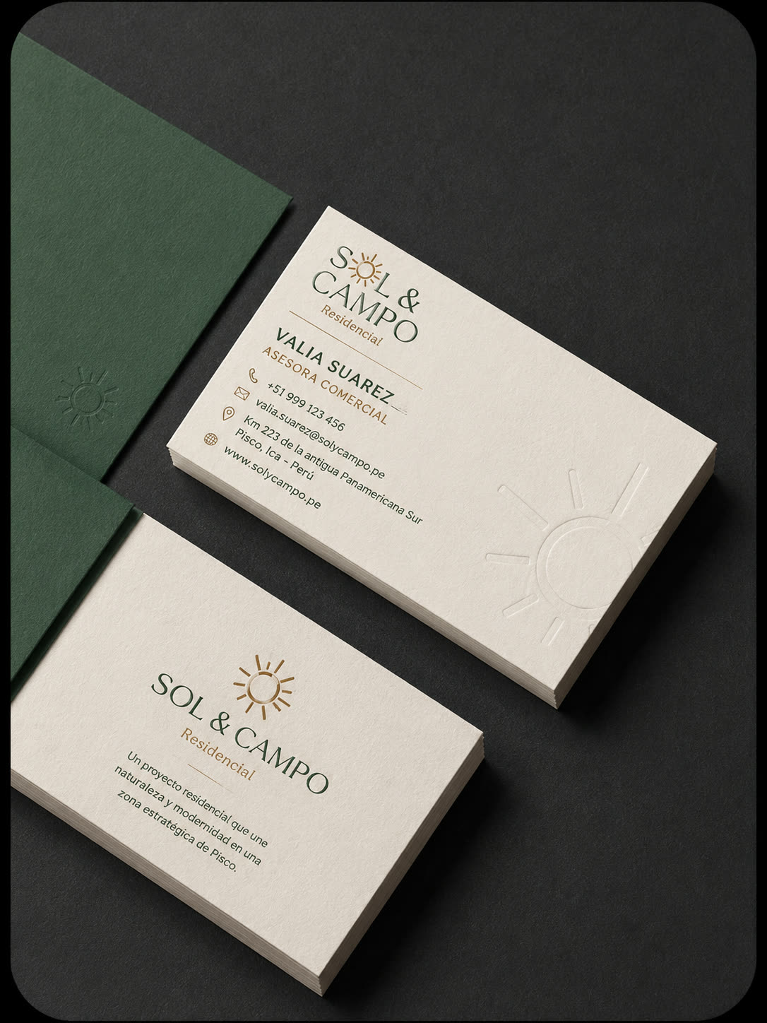 Papelería y tarjetas comerciales del proyecto Sol y Campo